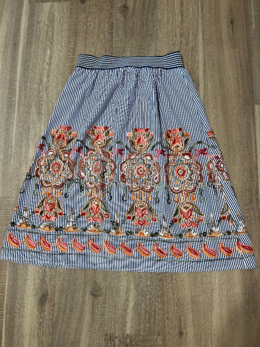 Striped Embroidered Skirt Size M
